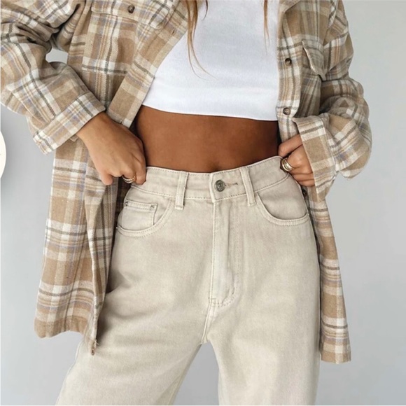 PRINCESS POLLY tan flannel - Picture 2 of 5